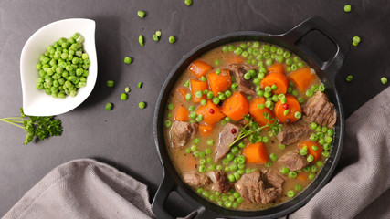 beef,pea and sauce