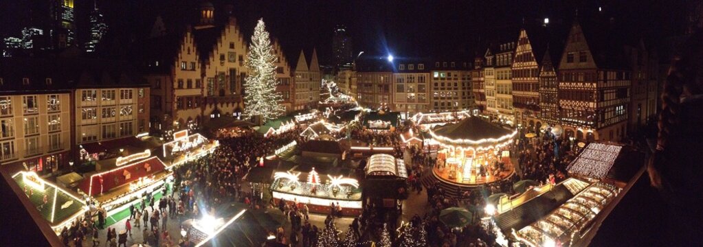 Weihnachtmarkt auf dem R&ouml;mer in Frankfurt am Main