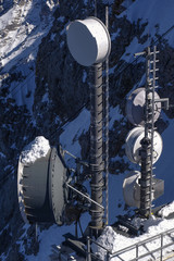 Antenna tower