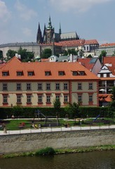 Praga - widok od strony Wełtawy - obrazy, fototapety, plakaty