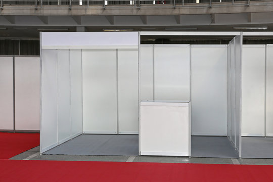Empty Trade Stand