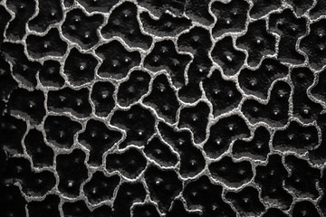 Black and silver metal surface © Ogleed