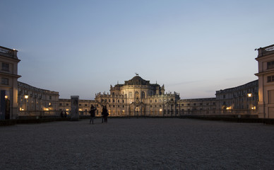 Obraz premium Stupinigi, Palazzina e Tramonti