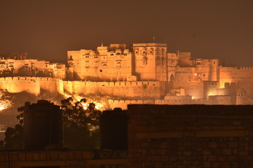Fototapeta premium night view of jaisalmer fort ralasthan india