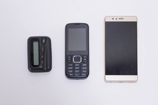 evolution of communication technology pager telephone type bar until smartphone