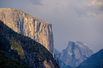 Fototapeta premium El Capitan rock formation close-up in Yosemite