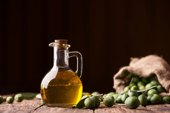 Olives oil and olives