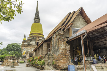 Naklejka premium アユタヤの寺院