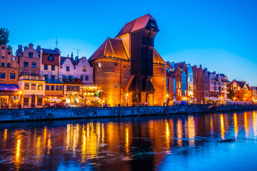 Panele Szklane  Gdansk at night with reflection in Motlawa river, Poland
