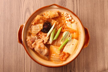 Kimchi hot pot on the table