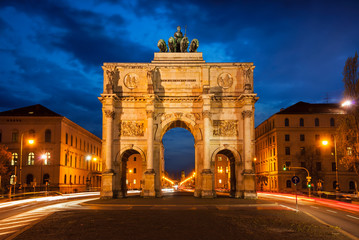 Victory Gate, Munich - obrazy, fototapety, plakaty