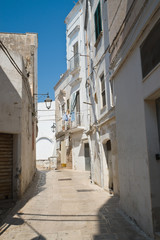 Alleyway. Castellaneta. Puglia. Italy.