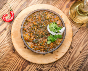 Homemade Slow Cooker Pot Roast with Carrots and Potatoes