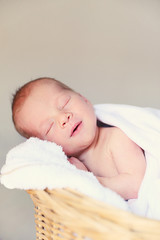 bebe durmiendo