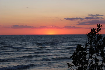 lake Erie sunset - obrazy, fototapety, plakaty