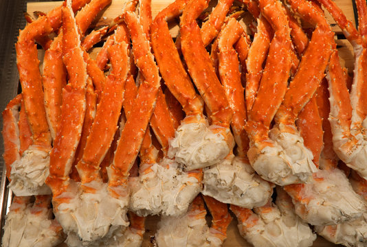 Raw Taraba king crab or Alaska Crab