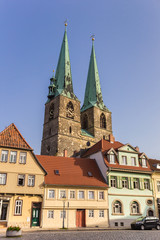 Fototapeta na wymiar Old houses and the Nikolai church in Quedlinburg