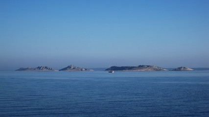 Islands in the horizont