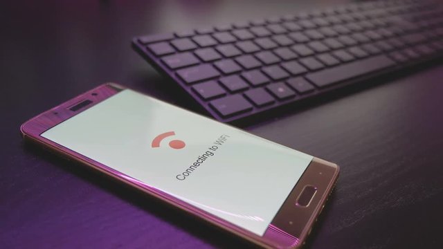 Smartphone connecting to WiFi