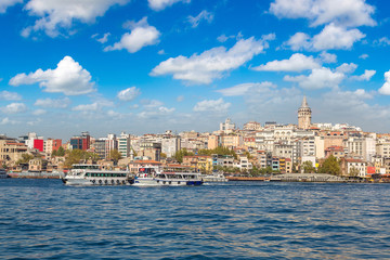Fototapeta premium Galata Tower in Istanbul, Turkey