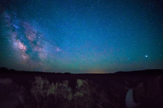 Milky way over Yellowstone national park