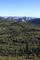 Fototapeta na wymiar ザイオン国立公園のコロブ・テラスから望む自然景観
