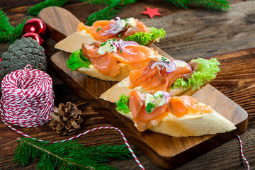 Buffet - Brötchen - Sandwich - Platte - Wurst - Käse - Lachs