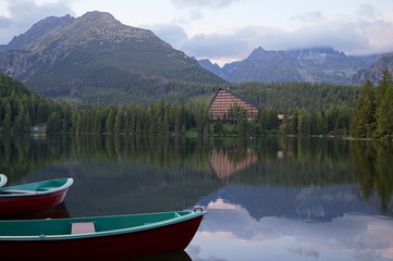 Obraz premium Nature in High Tatras in Slovakia. Mountains of rocky rocks cliffs and waterfalls suitable as background pictures of wishes, banners.
