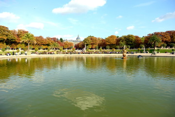 Fototapeta na wymiar Luxembourg gardens in Paris, France
