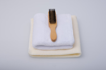 タオルとブラシ