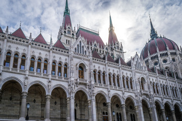 Fototapeta na wymiar Hungarian Parliament building at sunrise in Budapest, Hungary