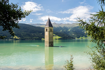 Italien - Vinschgau - Kirchturm von Altgraun - Campanile di Curon Venosta Vecchia