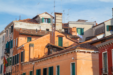 Fototapeta na wymiar Häuser in Venedig, Italien