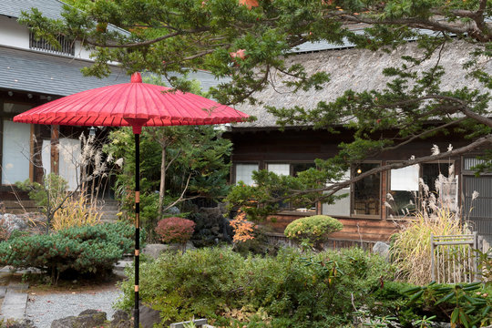 茶室と日本庭園 / 日本の伝統的な風景