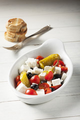 griechischer Salat mit Feta-Käse