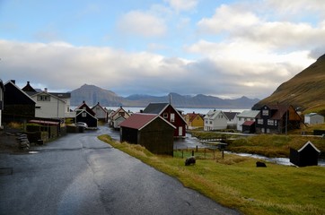 Fototapeta na wymiar フェロー諸島 Faroe Islands エストゥロイ島 エストロイ島 Eysturoy Island ギョグ Gjógv