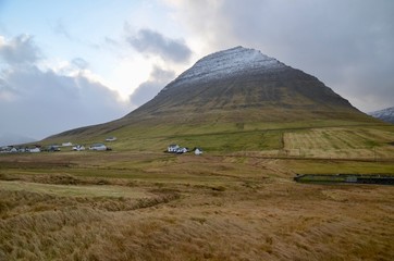 フェロー諸島 Faroe Islands ヴィウォイ島 ヴィドイ島 Vidoy Island ヴィーダレイディ Vi&eth;arei&eth;i