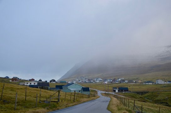 フェロー諸島 Faroe Islands ヴィウォイ島 ヴィドイ島 Vidoy Island ヴィーダレイディ Viðareiði