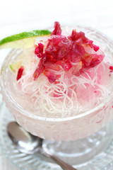 homemade faloodeh, traditional iranian cold dessert