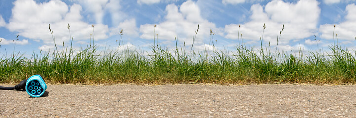 Elektromobilität - Typ 2 Ladestecker für Elektroautos - Panorama - Platz für Ihren Text
