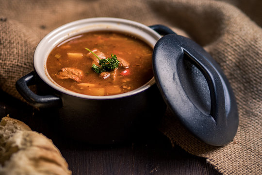 Gulasch Gulaschsuppe ungarisch