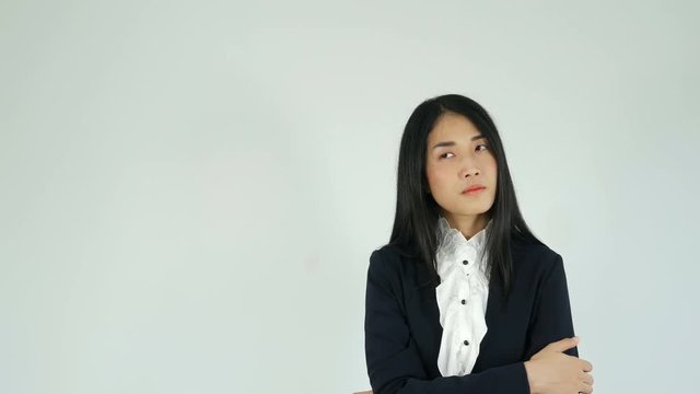 4k of young business woman having an idea