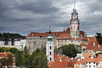 Obraz premium Panorama of city and historic castle in Cesky Krumlov. Czech Republic...