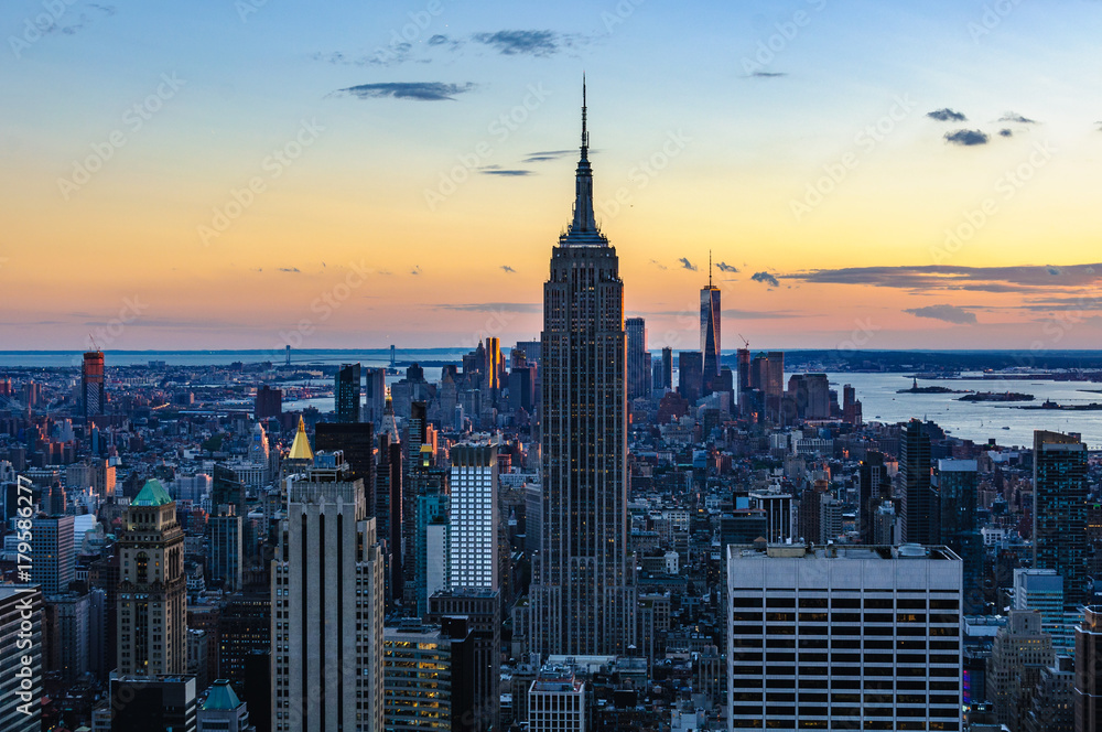 Wall mural special lights at sunset in nyc, usa