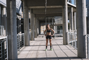 Fototapeta premium woman athlete in the street