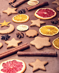 Fototapeta na wymiar Christmas treats, a ginger cookies with anise and cinnamon. photoChristmas treats, a ginger cookies with anise and cinnamon. photo