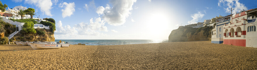 Panorama Strand von Carvoeiro, Algarve, Portugal