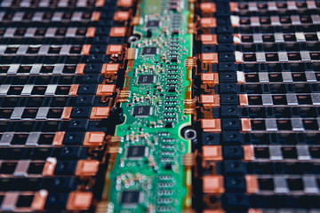Charging the batteries of the elecric motor. Disassembling the battery of an electric vehicle engine