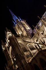 Naklejka premium Cathédrale d'Evreux de nuit