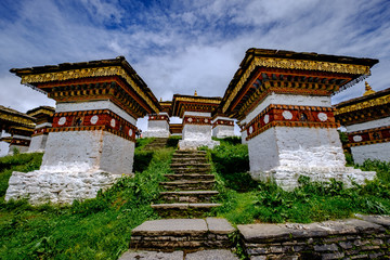 Obraz premium Chortens at Dochula pass, Bhutan